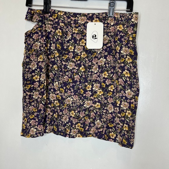Elodie Womens Floral Skirt Size Large Mini Side Cut Out Side Zip‎ - Picture 1 of 11